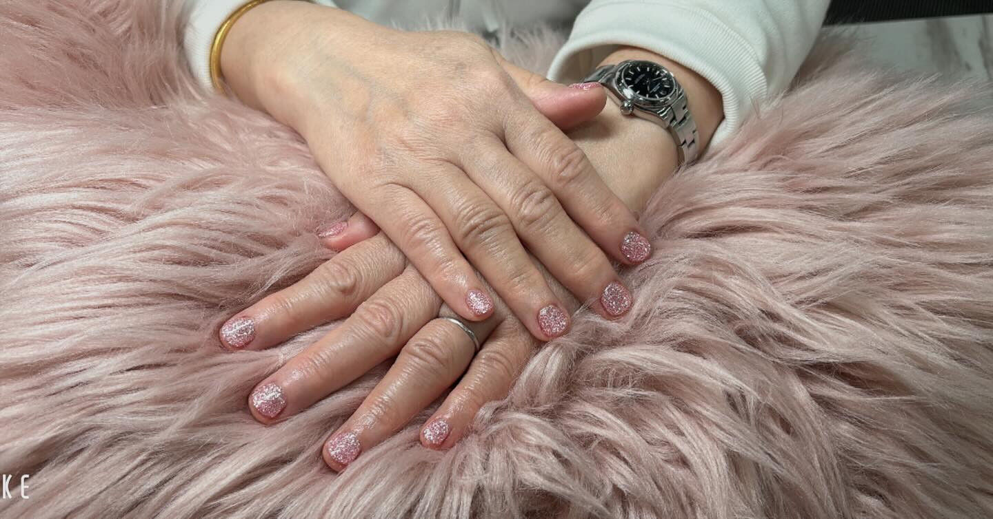 60dai woman barbei pink gel ❤️